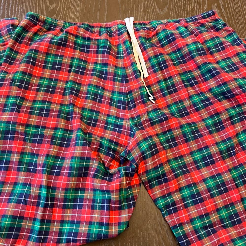 Vineyard Vines Plaid Pajama pants - Picture 4 of 4